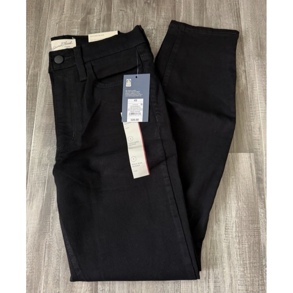 Universal Thread High Rise Skinny Jeans Women's Sz 4 Short Black No Fade Stretch